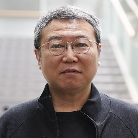 荒岡 俊行