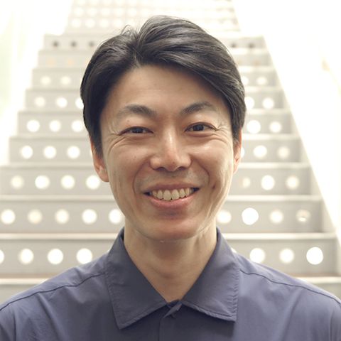 矢岡 亮一郎